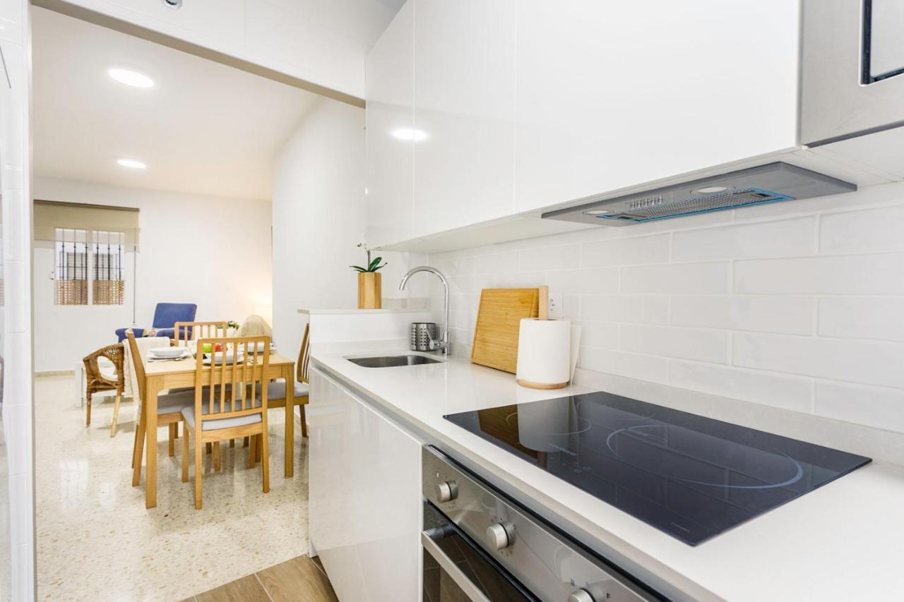 Apartamentos Sta Maria La Blanca Sevilla Exteriér fotografie