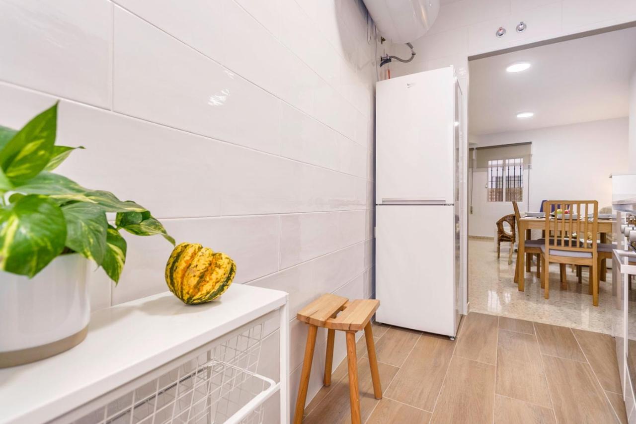 Apartamentos Sta Maria La Blanca Sevilla Exteriér fotografie