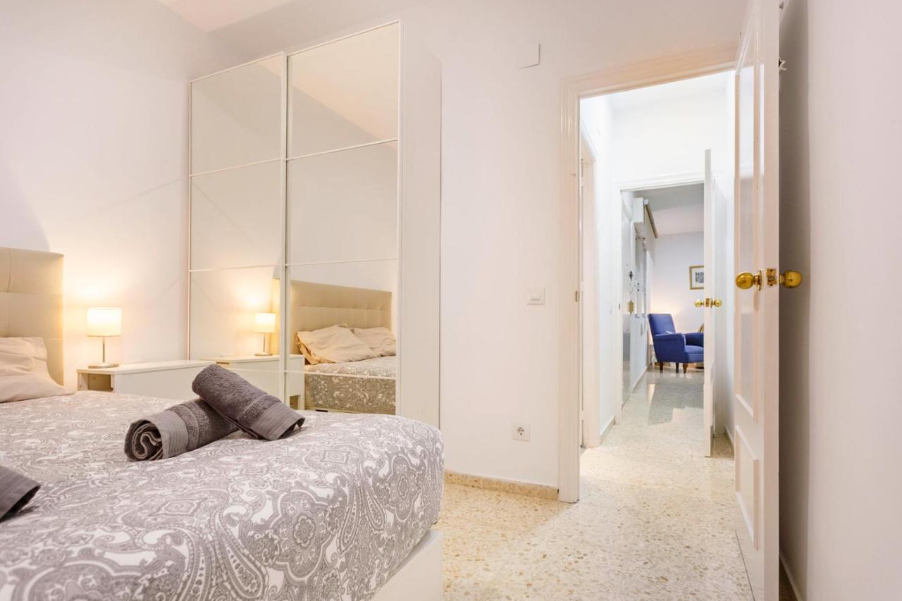 Apartamentos Sta Maria La Blanca Sevilla Exteriér fotografie